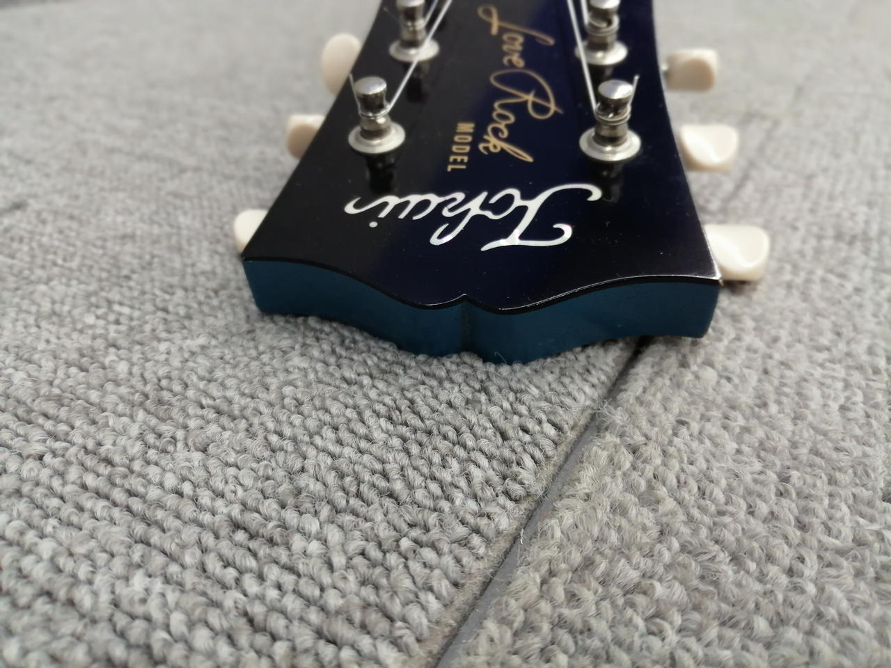 TOKAI レスポールタイプ 【値段交渉可】 楽天市場】Tokai【Les Paul Standard Bolt-On】シルバー【中古