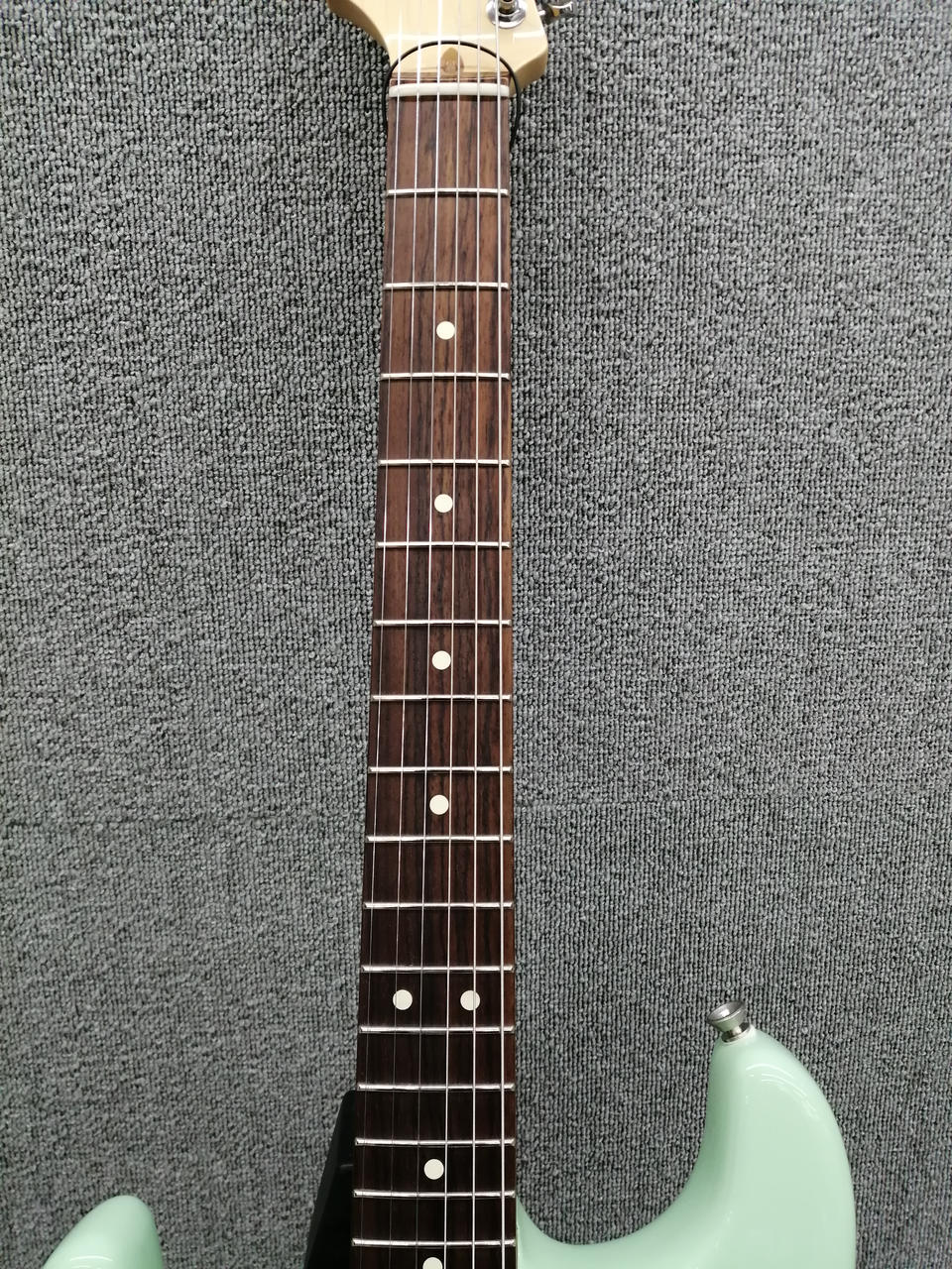 【新品同様】COMBAT GUITARS オーダー品　ストラトキャスタータイプ アッセンブリーセット ストラトキャスターSSSタイプ 鼈甲柄