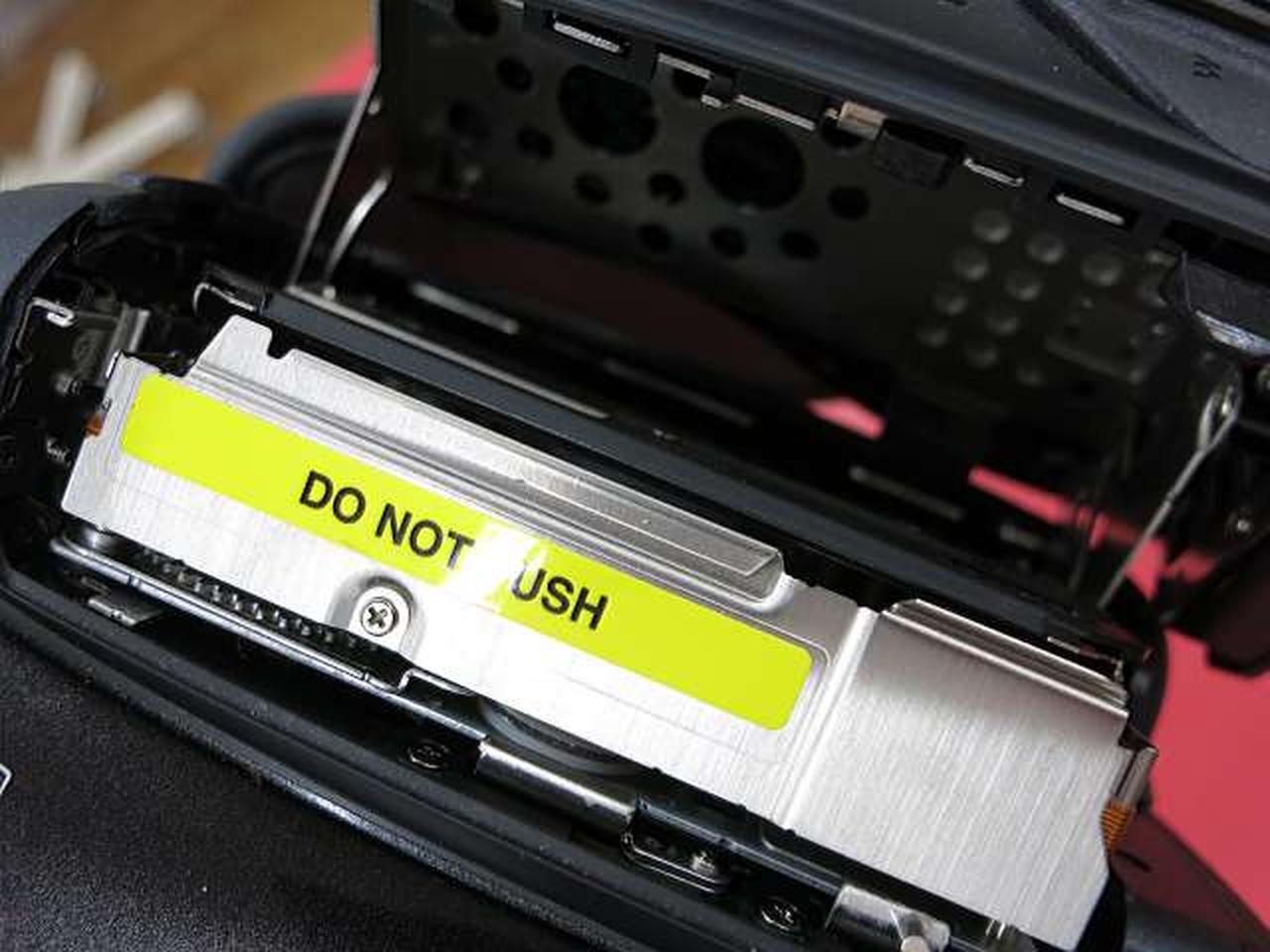 ジャンク　動作未確認CANON　IVIS Hｖ30 ジャンク　バッテリー付き本体 ジャンク 動作未確認CANON IVIS Hv30 ジャンク バッテリー付き