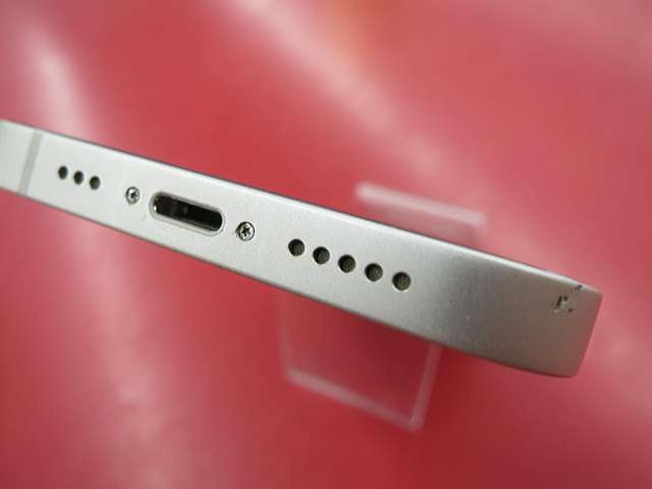 Apple - pddung93iPhone13 ジャンク品本体 Apple iPhone 13 ホワイト 本体ジャンク品 - メルカリ