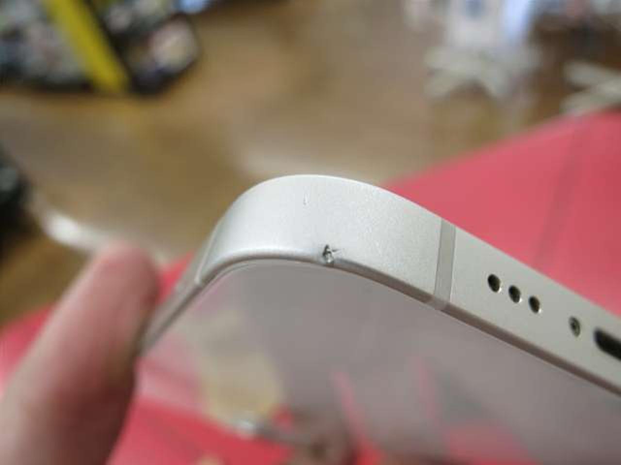 Apple - pddung93iPhone13 ジャンク品本体 Apple iPhone 13 ホワイト 本体ジャンク品 - メルカリ