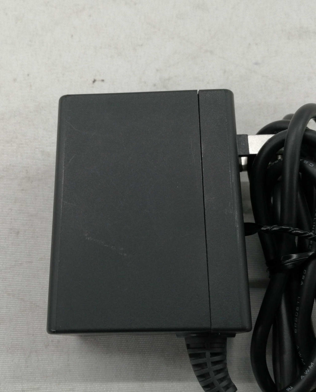 少しヨゴレあります。