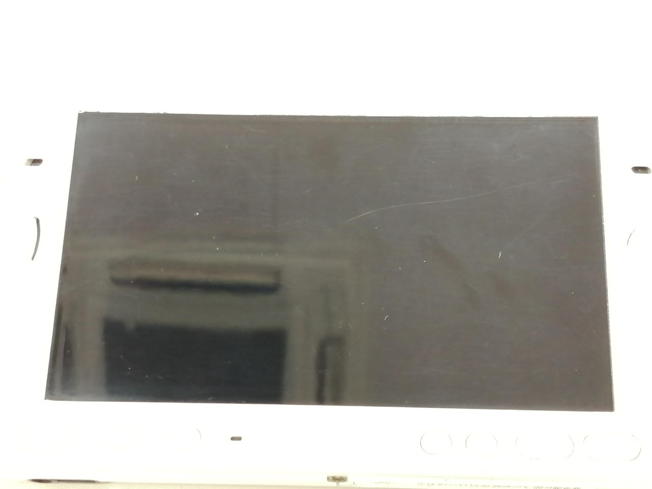 画面にキズがあります