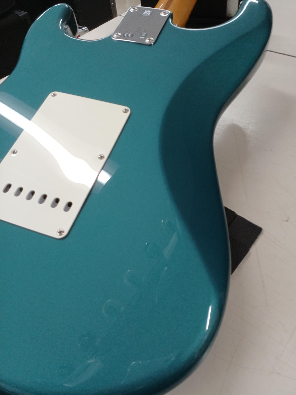 Fender エレキギター ブルー ギターケース付き　値下げ FENDER USA (フェンダーUSA) エレキギター ケース付き ブルー