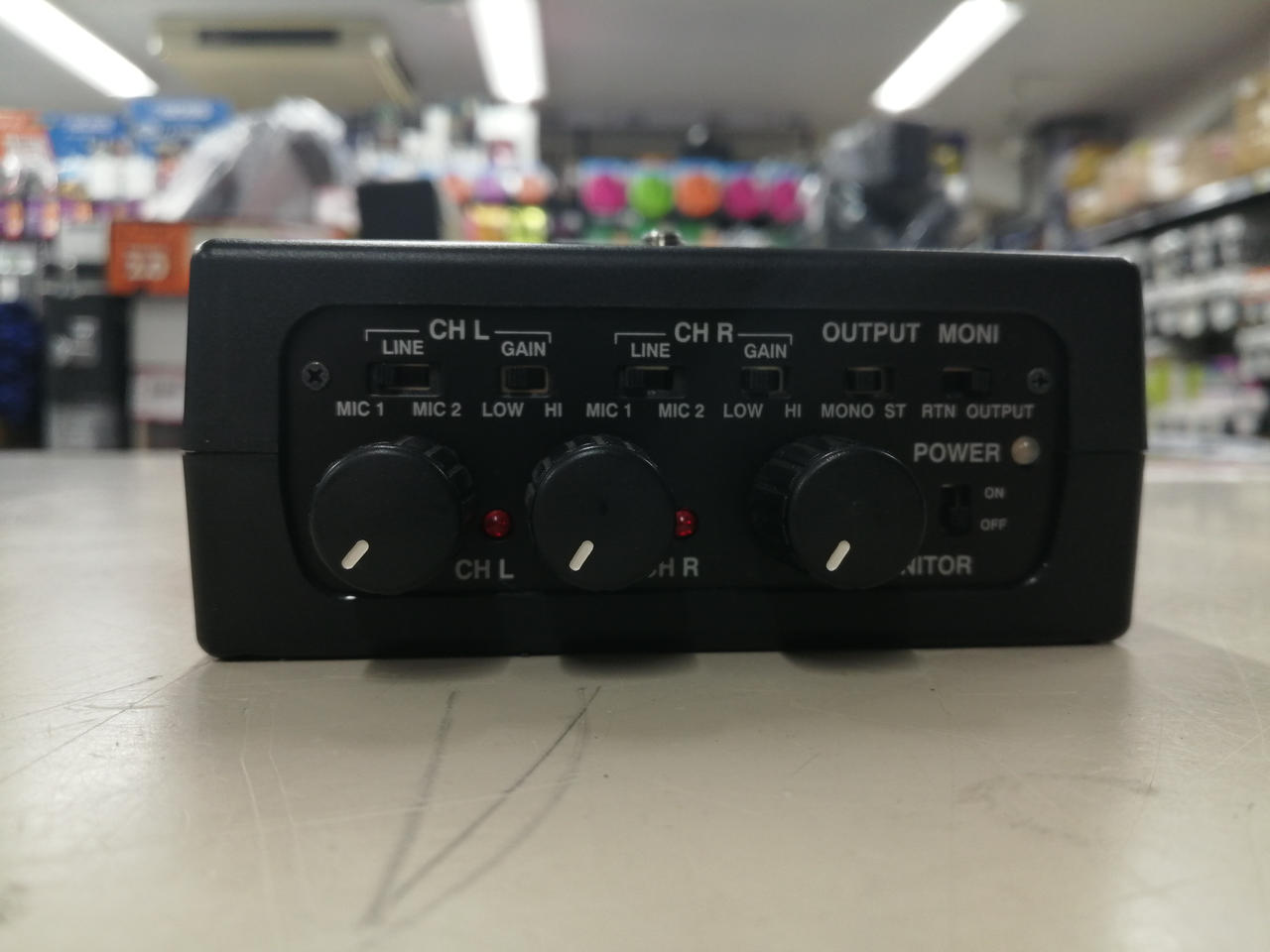 AZDEN FMX-32 アナログミキサー Azden FMX-32a 3 Channel Portable Microphone Mixer – avmb