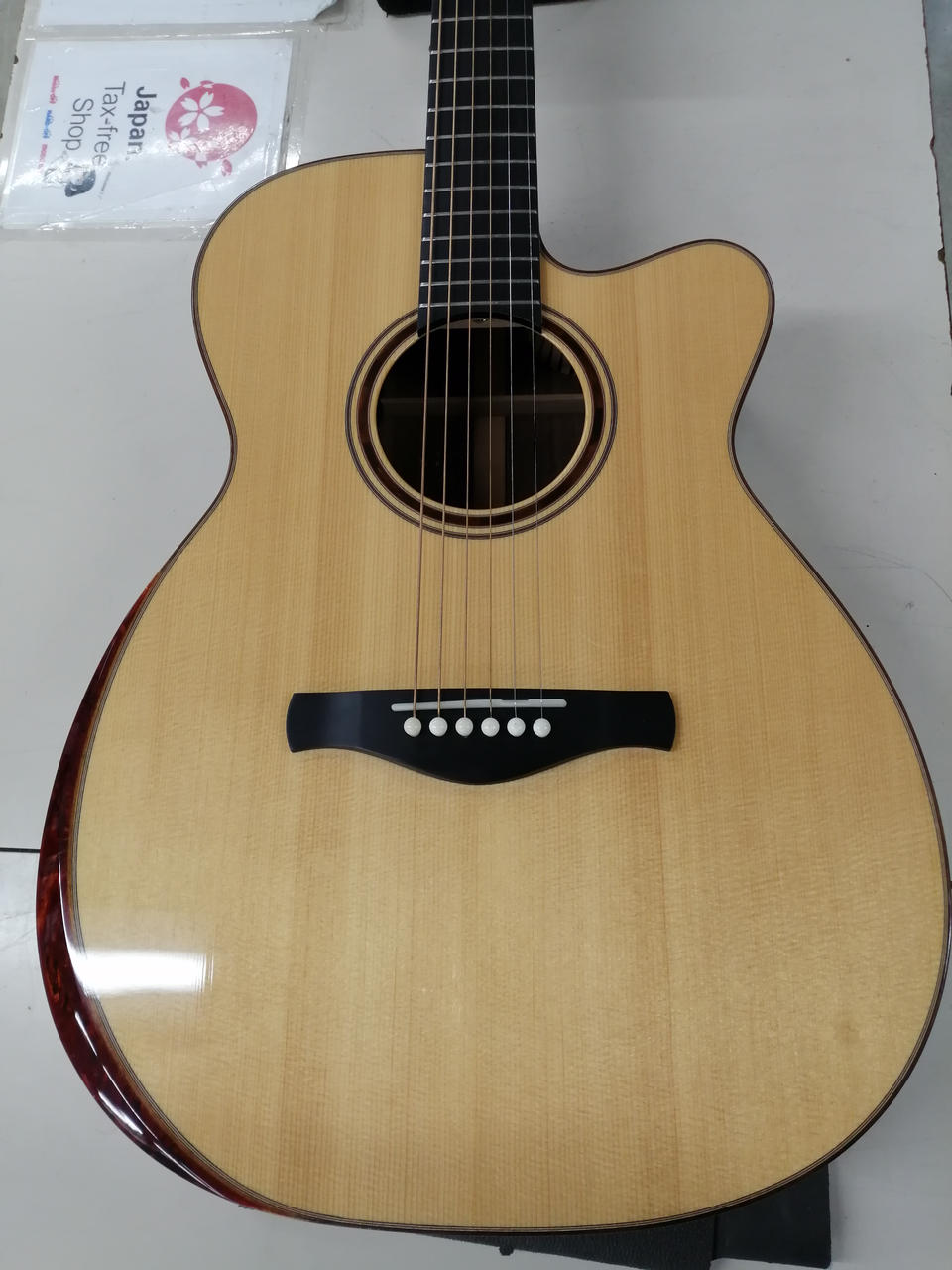 KAWAKAMI GUITARS 型番：OMC-3S アコースティックギター