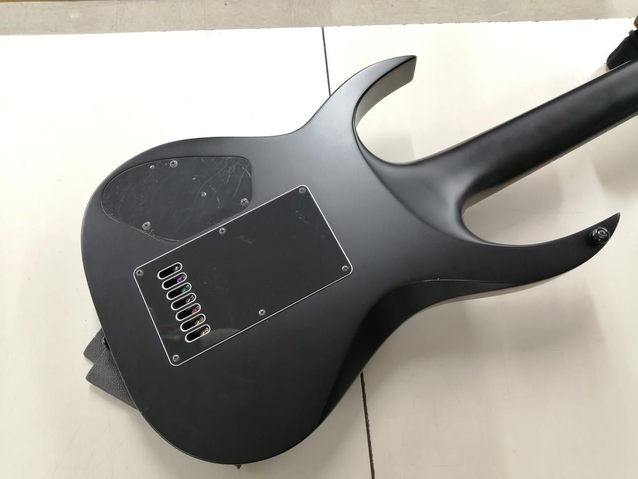 Solar guitar A1.6 C Evertune エレキギター 黒 中古 Solar guitar A1.6 C Evertune エレキギター 黒 中古