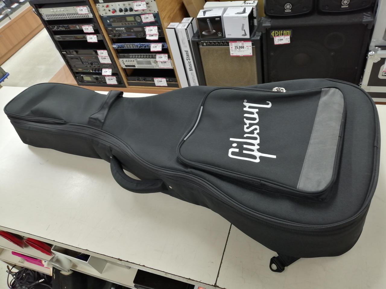 Gibson GigBag　ギブソン ギグバッグ Amazon.co.jp: Gibson/SLIM-Gibson Gig bag ギブソン ケース