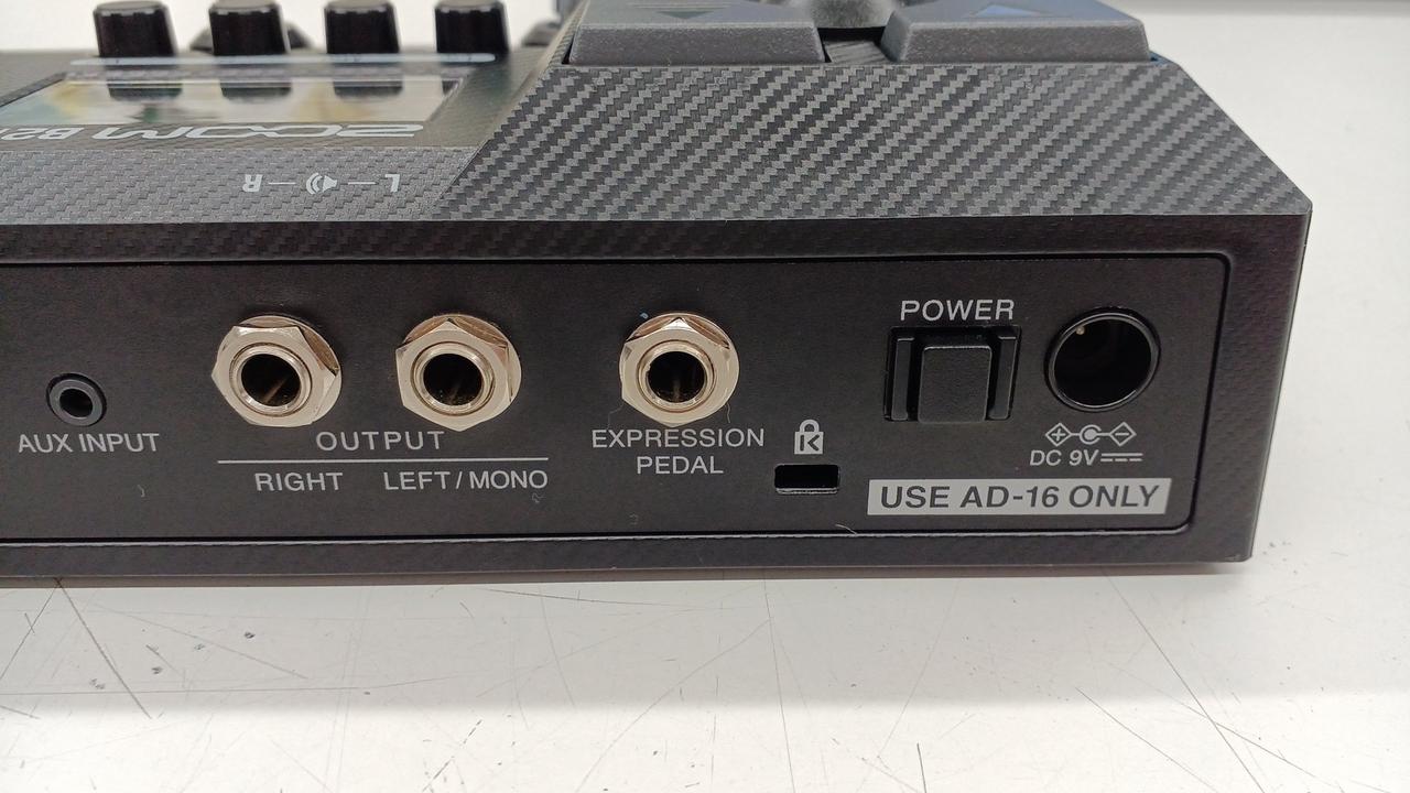 値下げしました ZOOM B2 FOUR ベース用マルチエフェクター ZOOMB2 FOUR【ベース用マルチエフェクター】【Webショップ限定