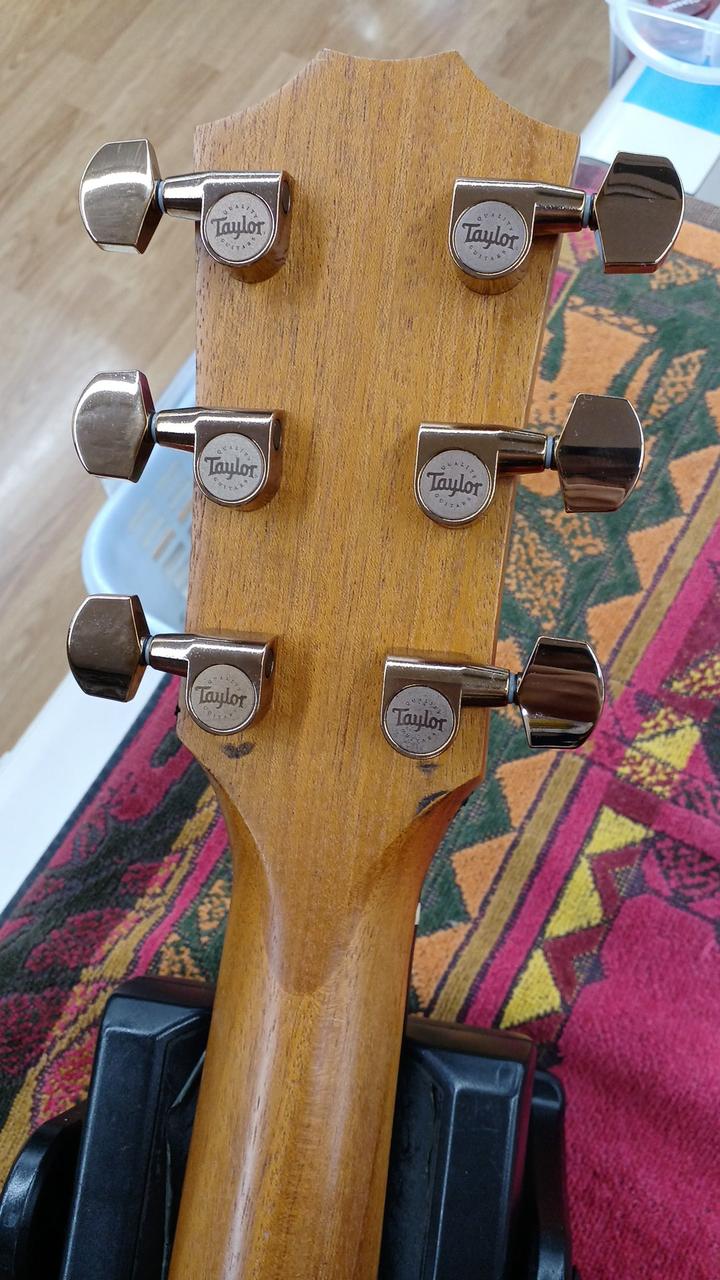 ■Taylor/テイラー■エレアコ　アコースティックギター　ハードケース付き テイラー(TAYLOR)|エレアコ|HARDOFFオフモール（オフモ
