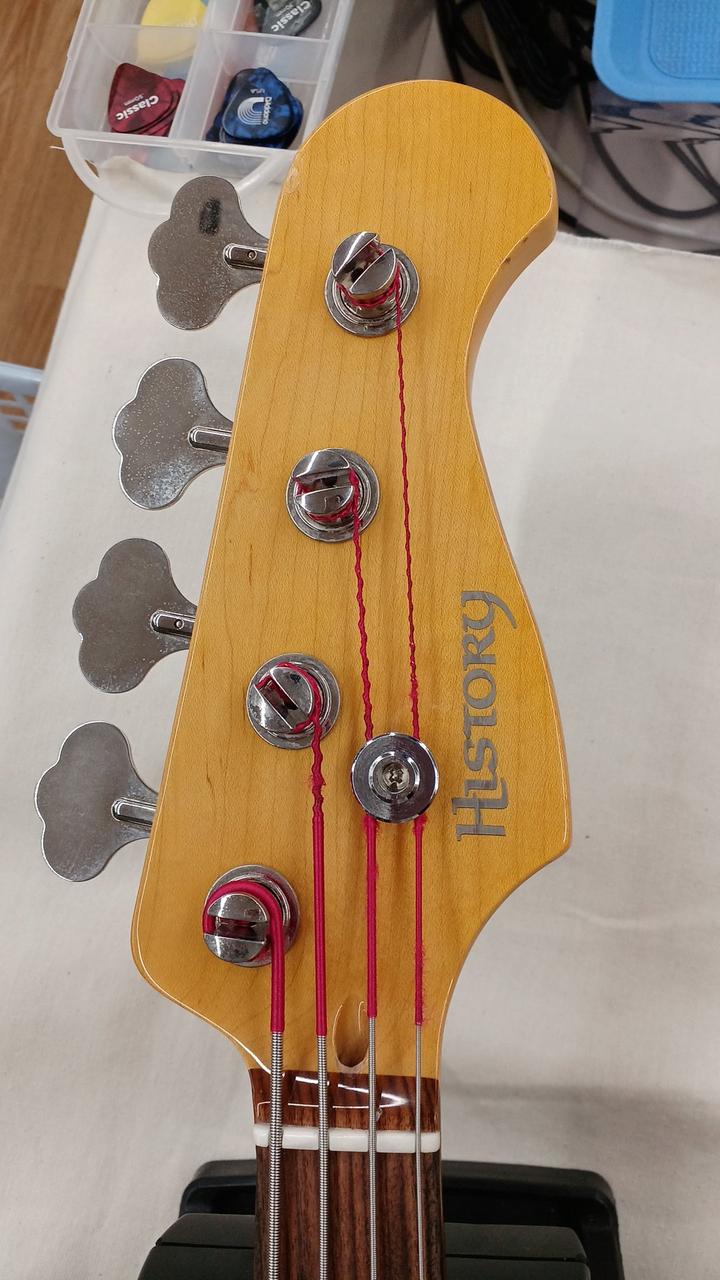 トライアンフ ジャズベース美品 FENDER JAPAN (フェンダージャパン) ジャズベース MADE IN JAPAN
