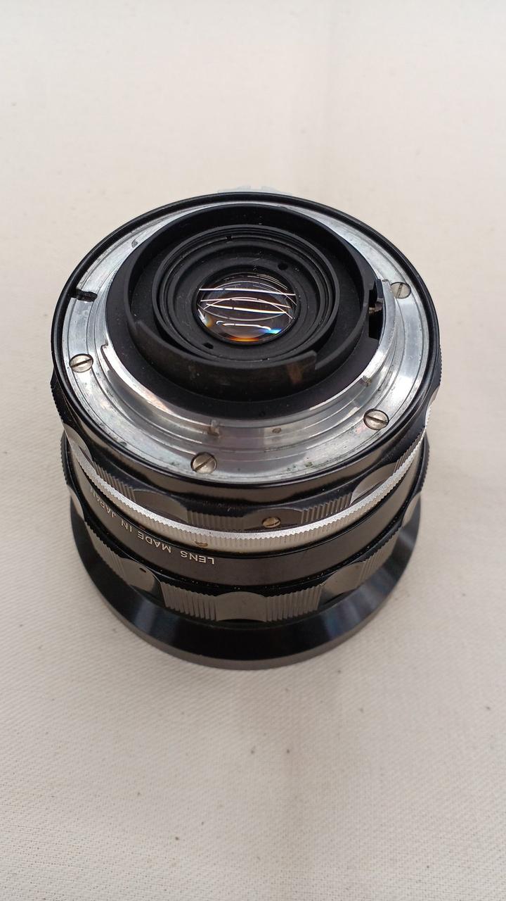 Nikonレンズ2つとNikonF-801Sジャンク Nikonレンズ2つとNikonF-801Sジャンク