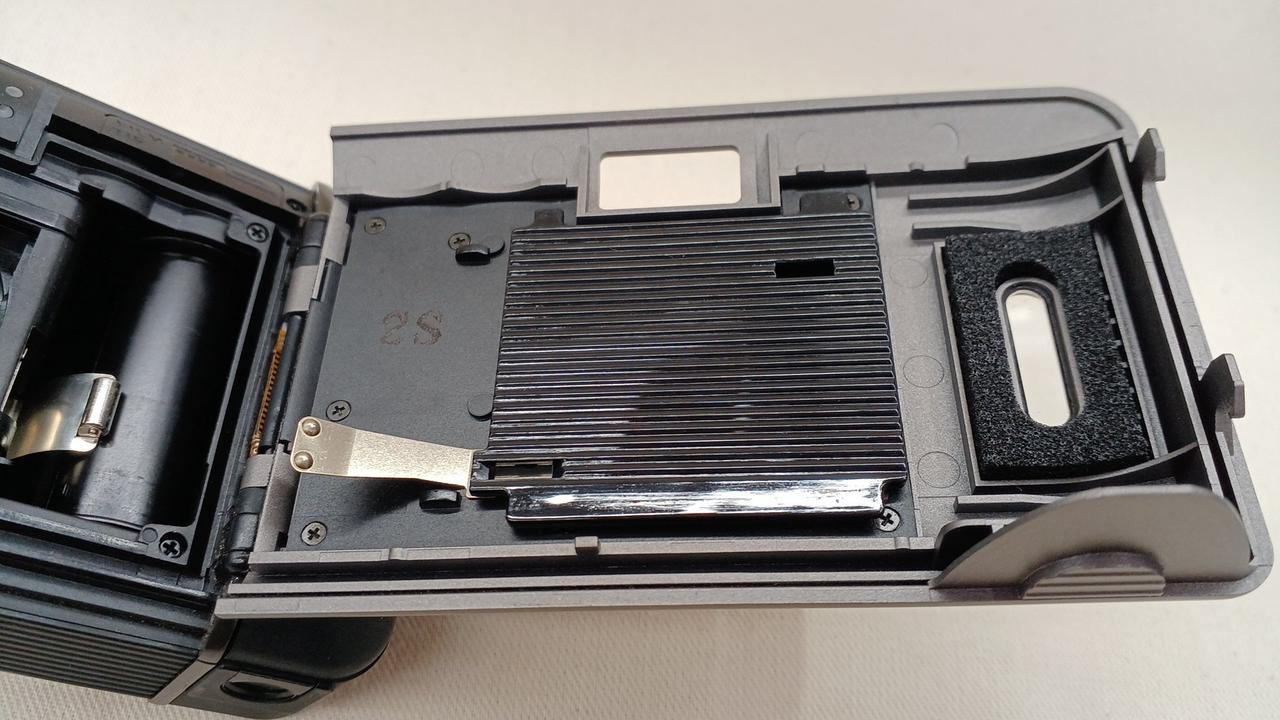 コニカ(KONICA)|コンパクトフィルムカメラ【ジャンク】|HARDOFF