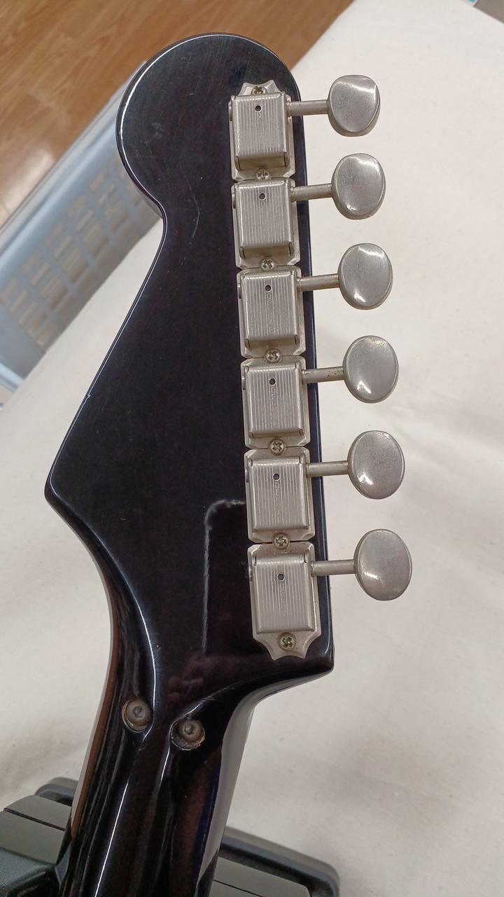 FERNANDES エレキギター レッド JG-45　アーム、ソフトケース付属 FERNANDES JG-45 Red 税込販売価格 ￥19,800- 中古 オールレッド