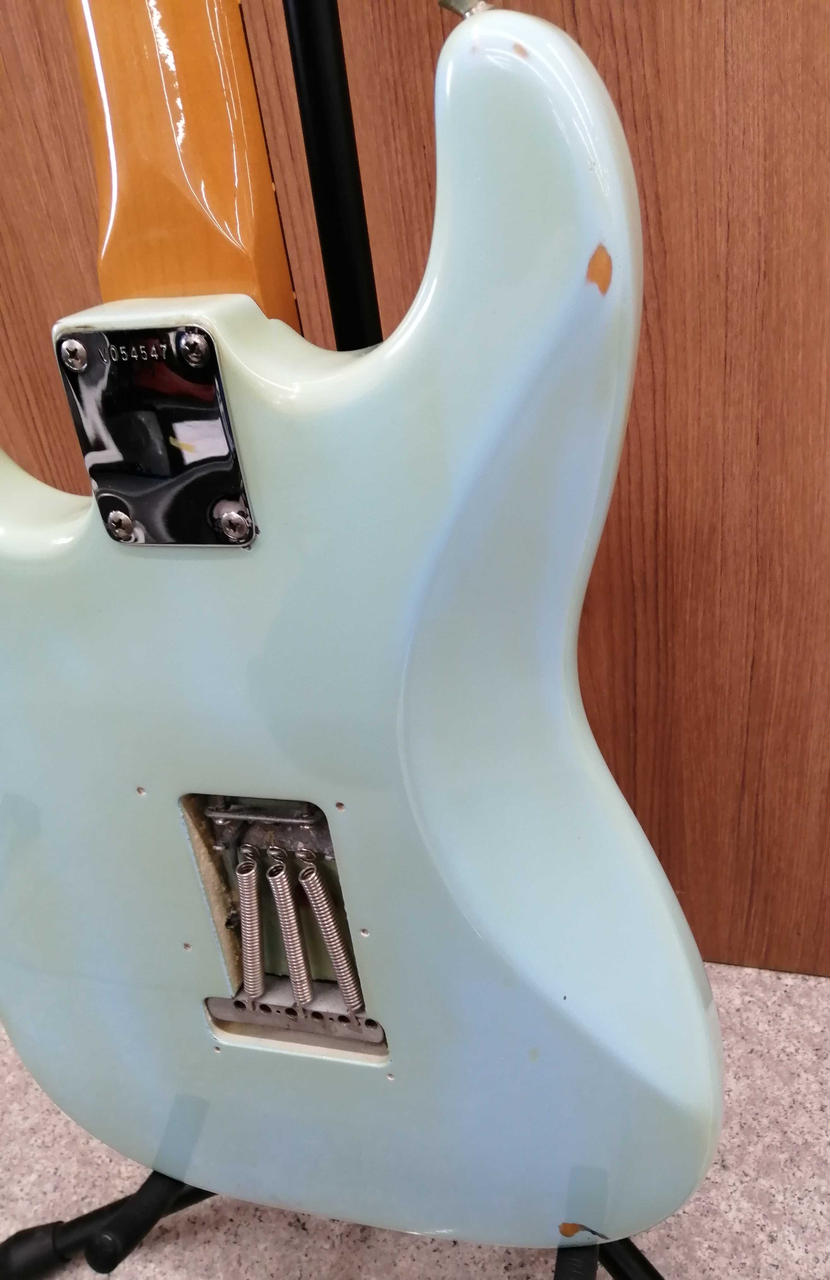FENDER エレキギター　fender Squier by Fender SONIC STRATOCASTER HT Maple Fingerboard