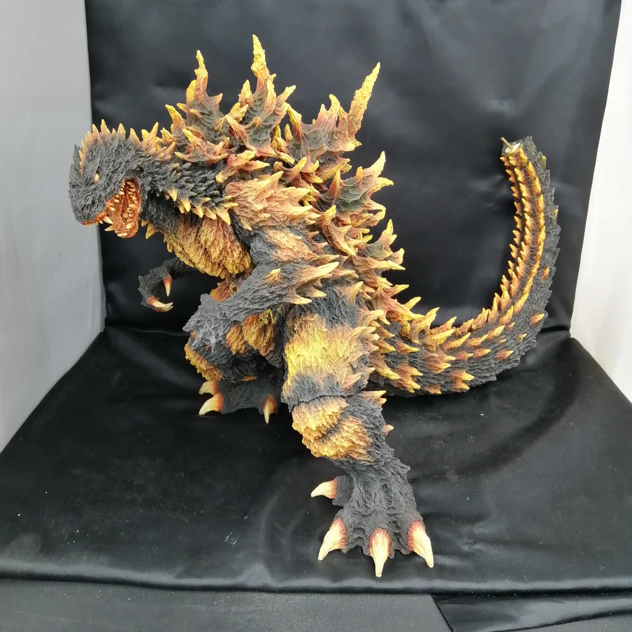 ゴジラ　レジンキット塗装済完成品 ー(その他ブランド)|塗装済みガレージキット|HARDOFFオフモール