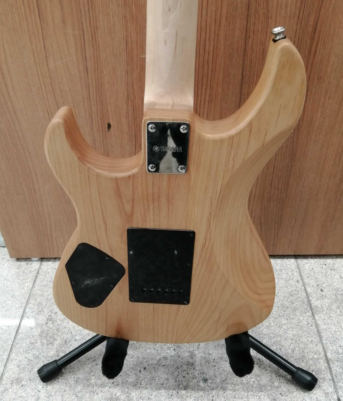 エレキギター 値段交渉受け付けます YAMAHA|エレキギター|HARDOFFオフモール（オフモ）|1010650000039313