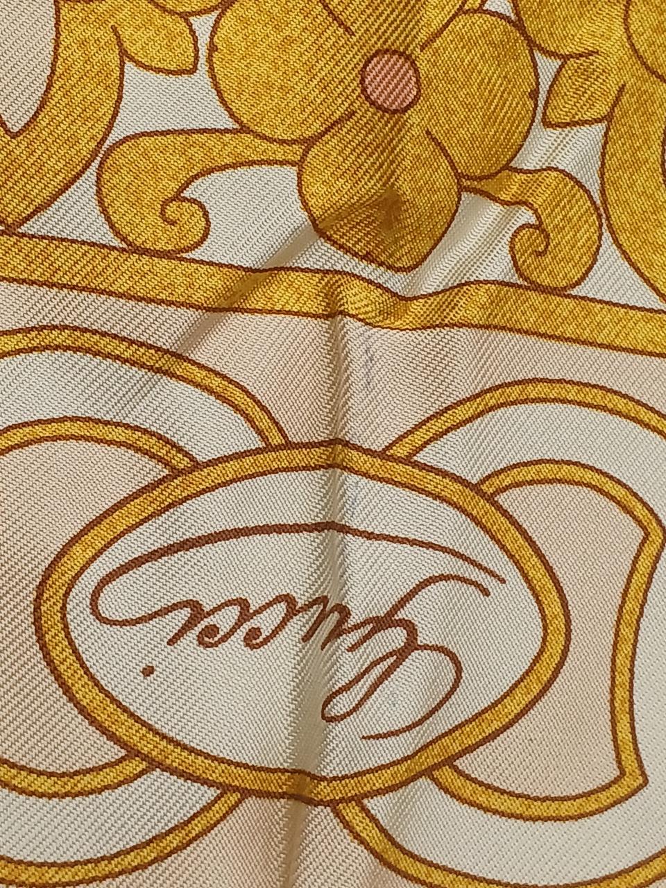 少し汚れ有ります