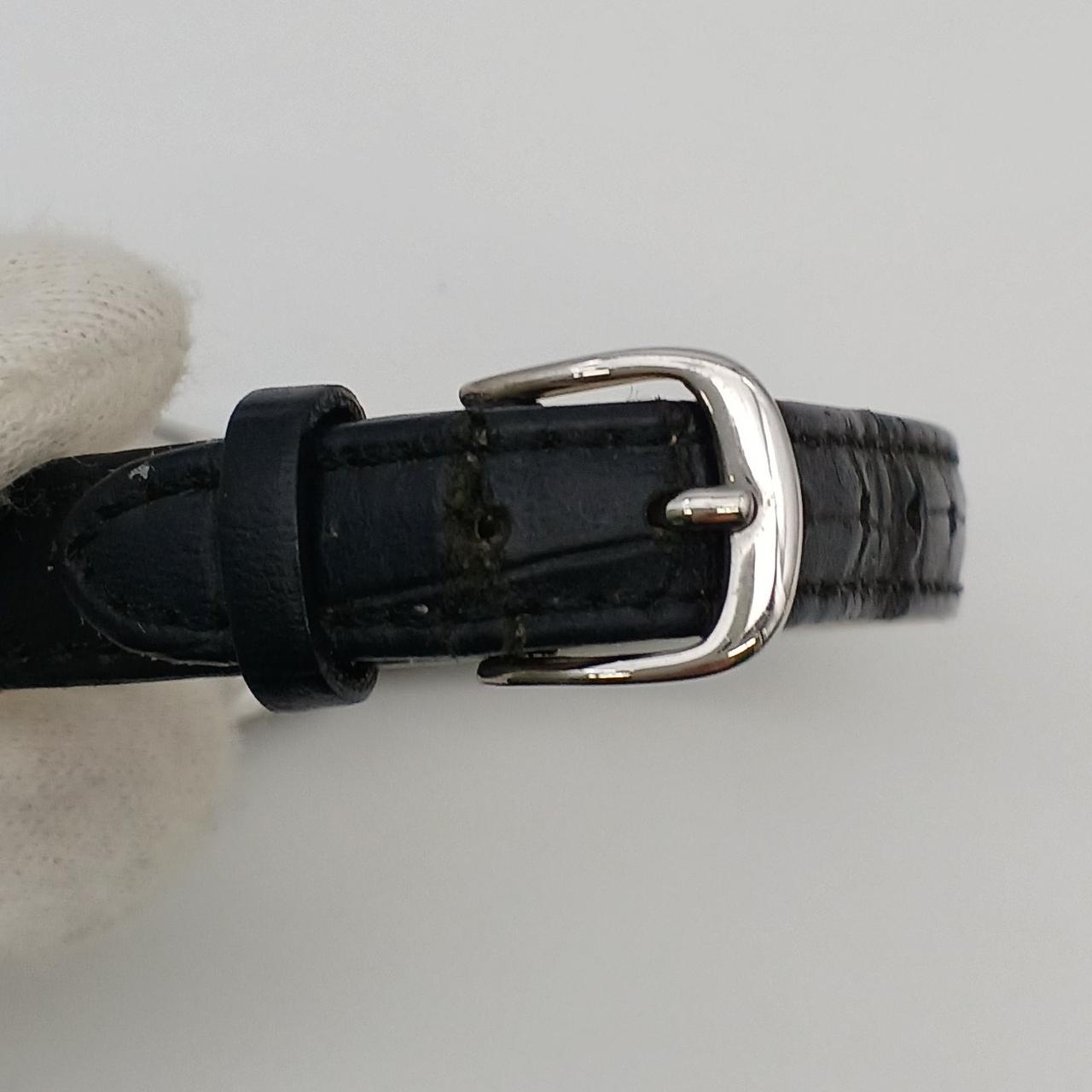 ひび割れ少しあります