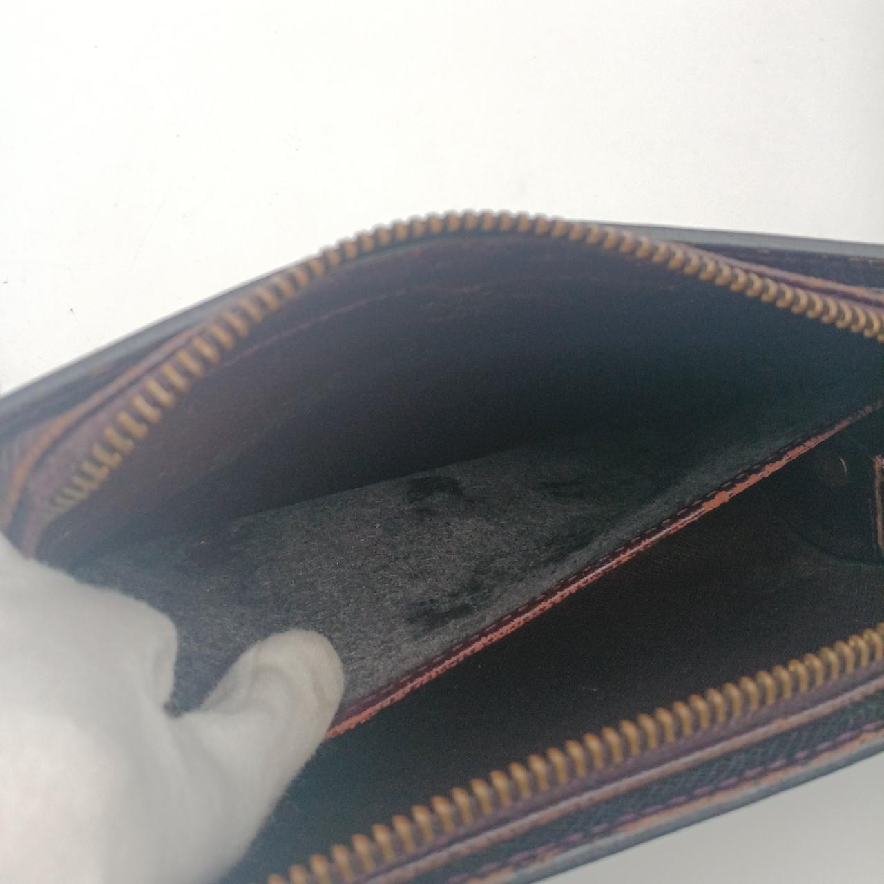 全体的に白くベタ有り