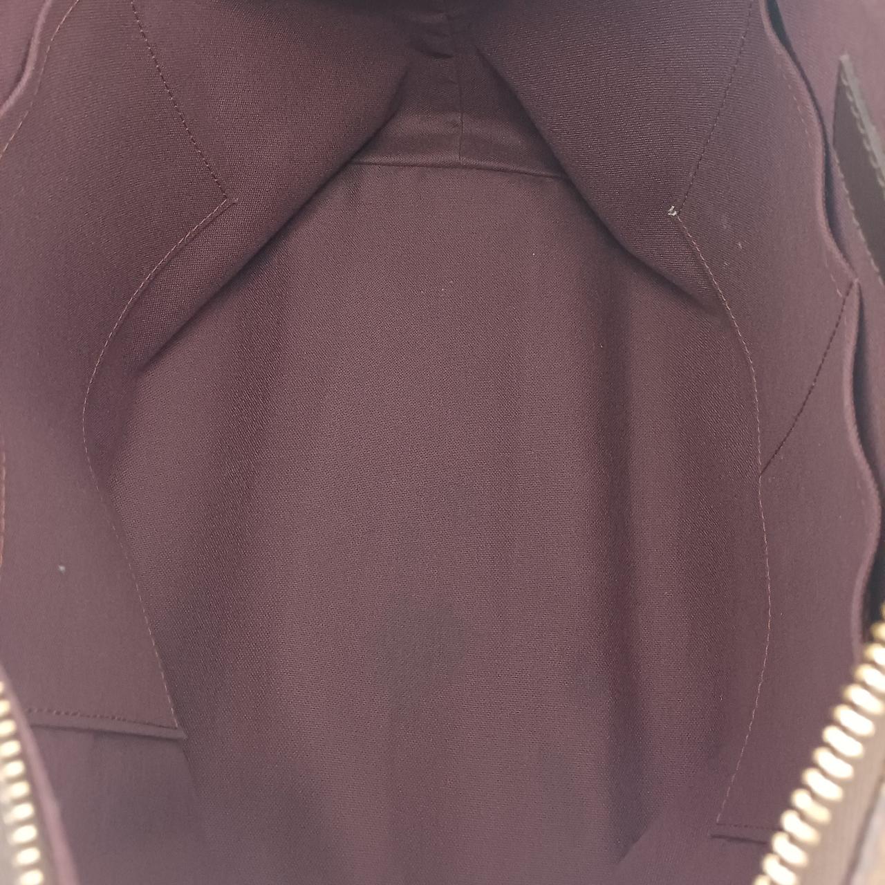 薄いシミあります