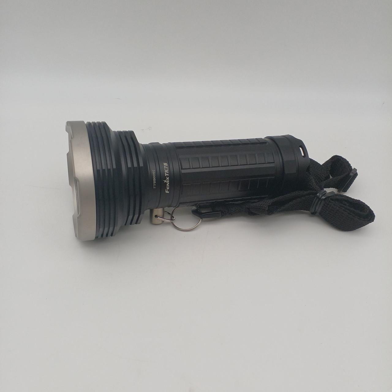 本体のみです
専用充電池が別で必要です