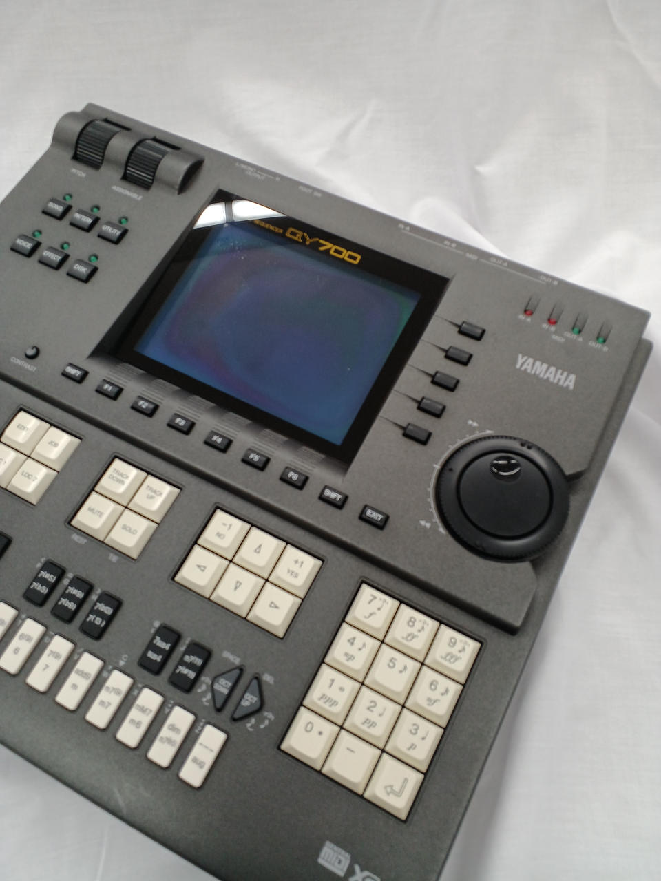 YAMAHA QY70 シーケンサー ヤマハ | QY70 - シーケンサー / リズムマシン - 概要