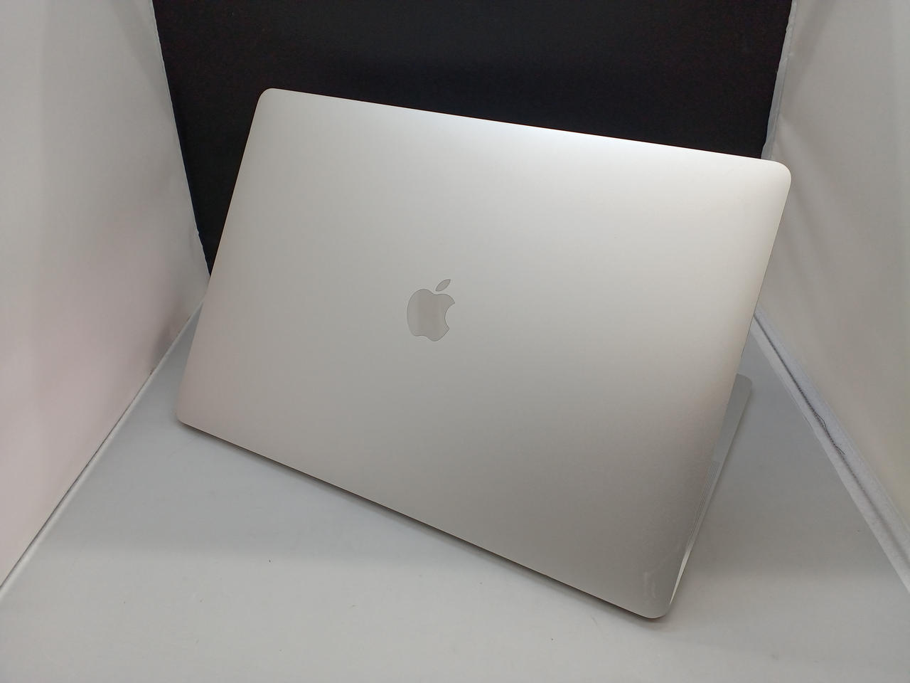 アップルコンピュータジャパン(APPLE)|【ジャンク】MACBOOK Pro 2017