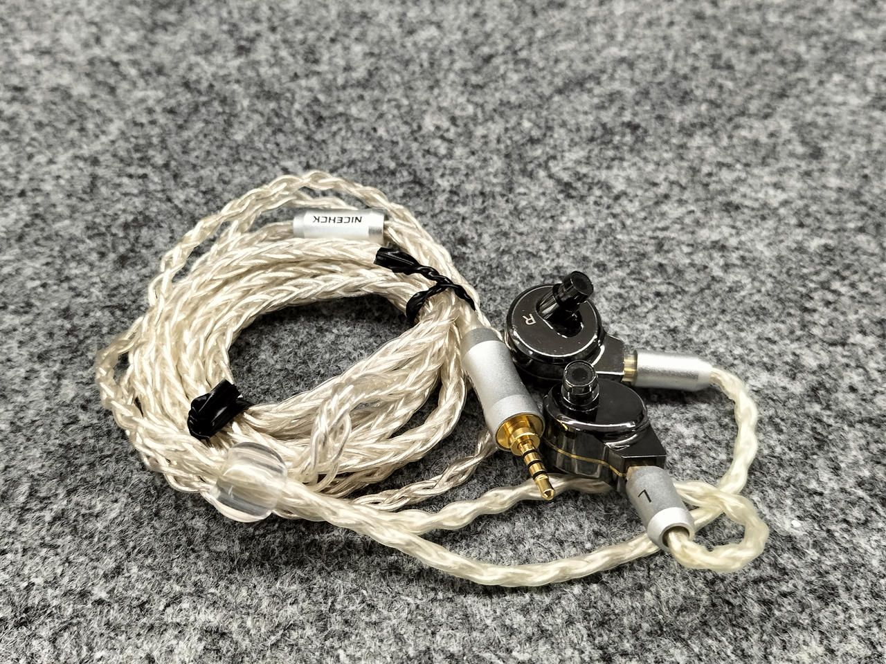 DITA|イヤホン|HARDOFFオフモール（オフモ）|1010260000057831