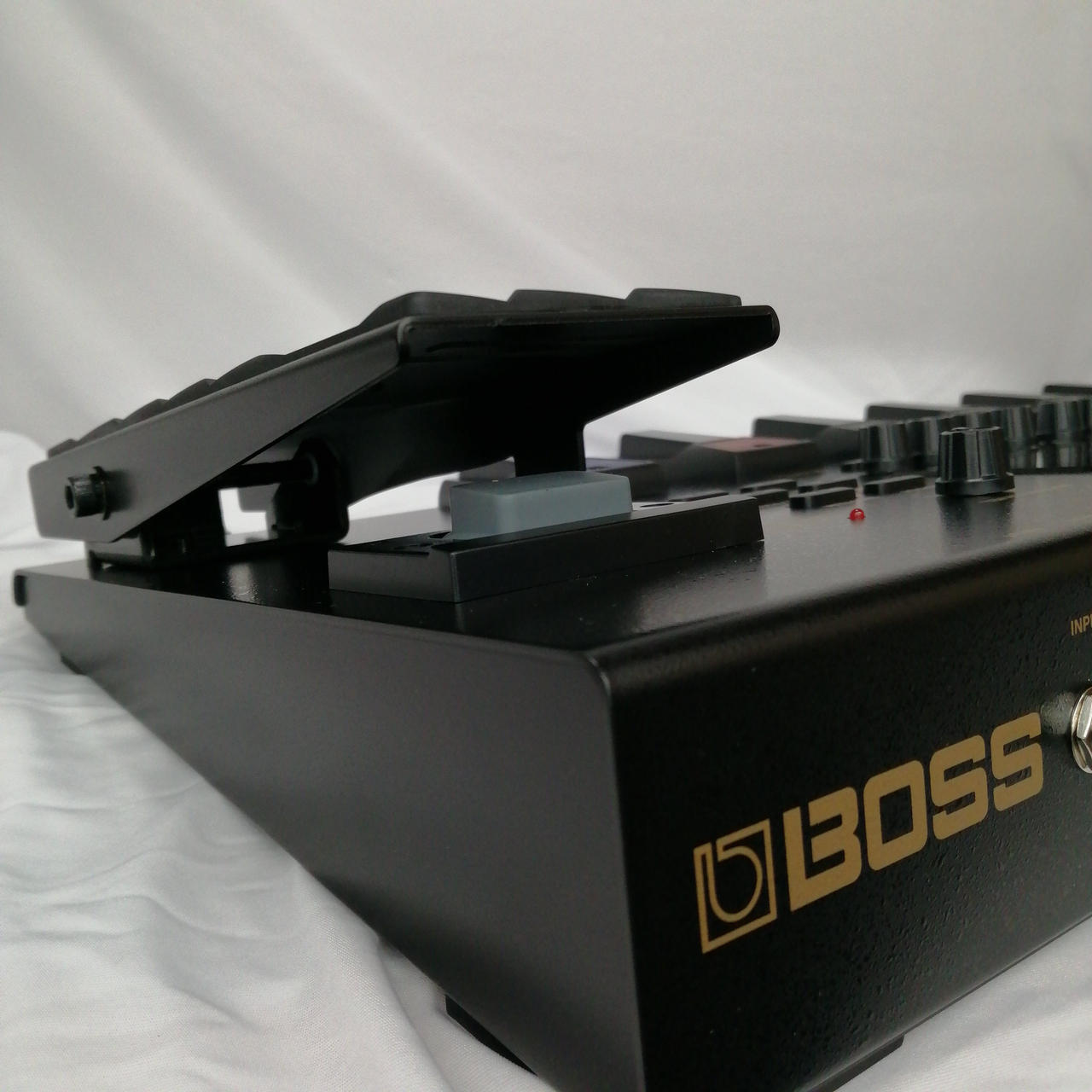 美品！BOSSマルチエフェクター GT-100 ボス(BOSS)|マルチエフェクター|HARDOFFオフモール（オフモ