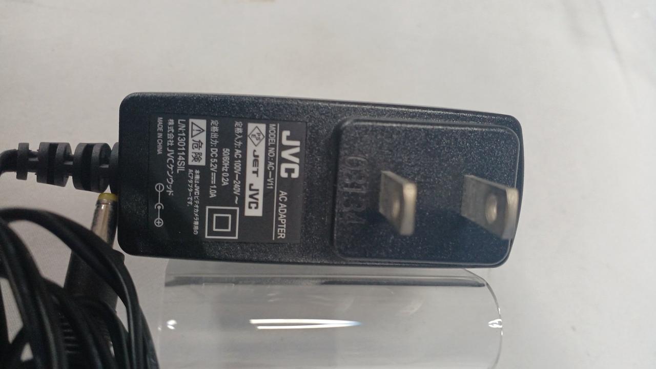 電源(ACアダプター)