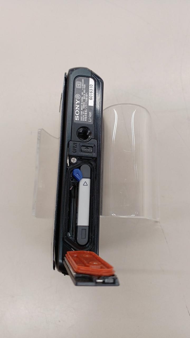 電池蓋閉まりません。