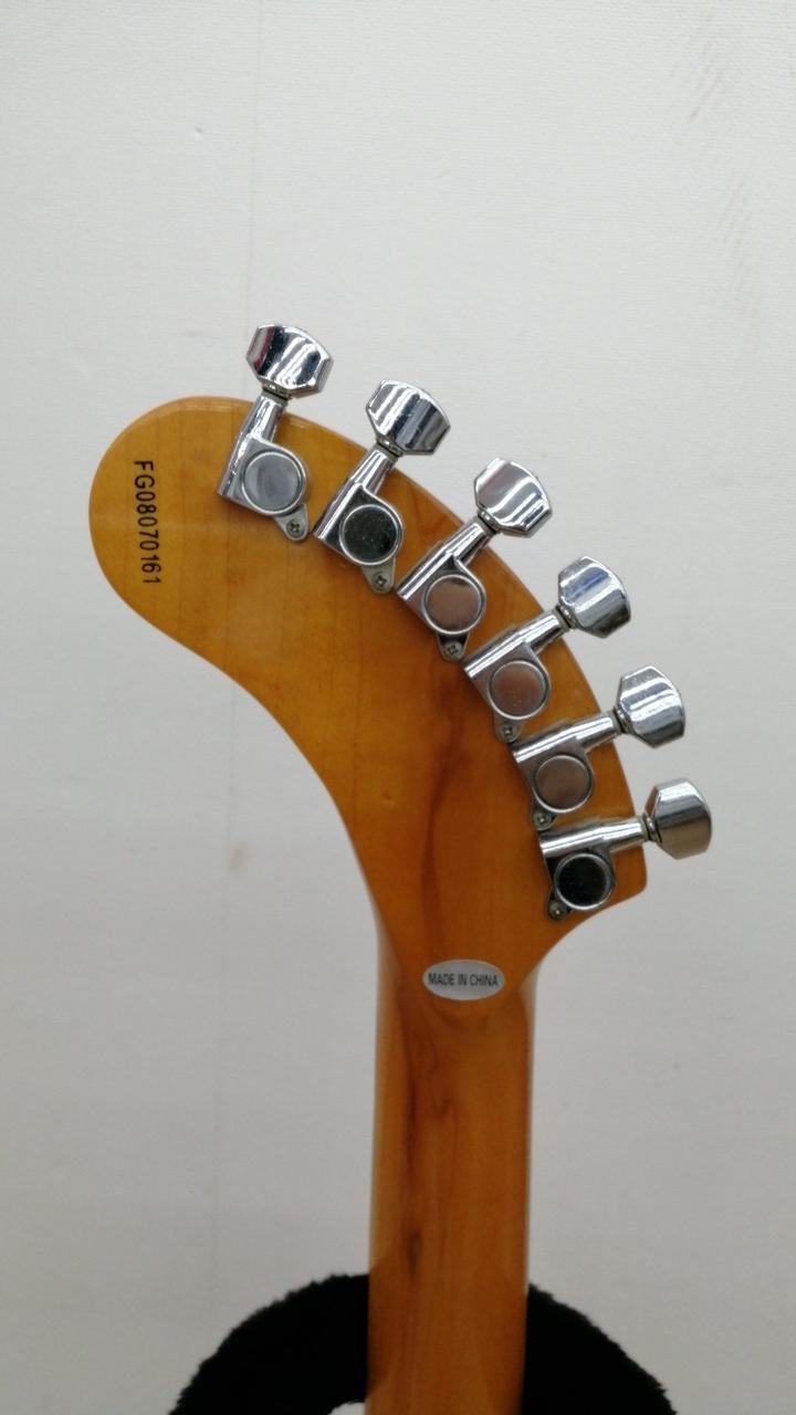 最終値下げ加熱処理ＡＩＹ再生フェルナンデスストラトタイプ3SノイズレスPUメタ紺 フェルナンデス(FERNANDES)|エレキギター|HARDOFFオフモール