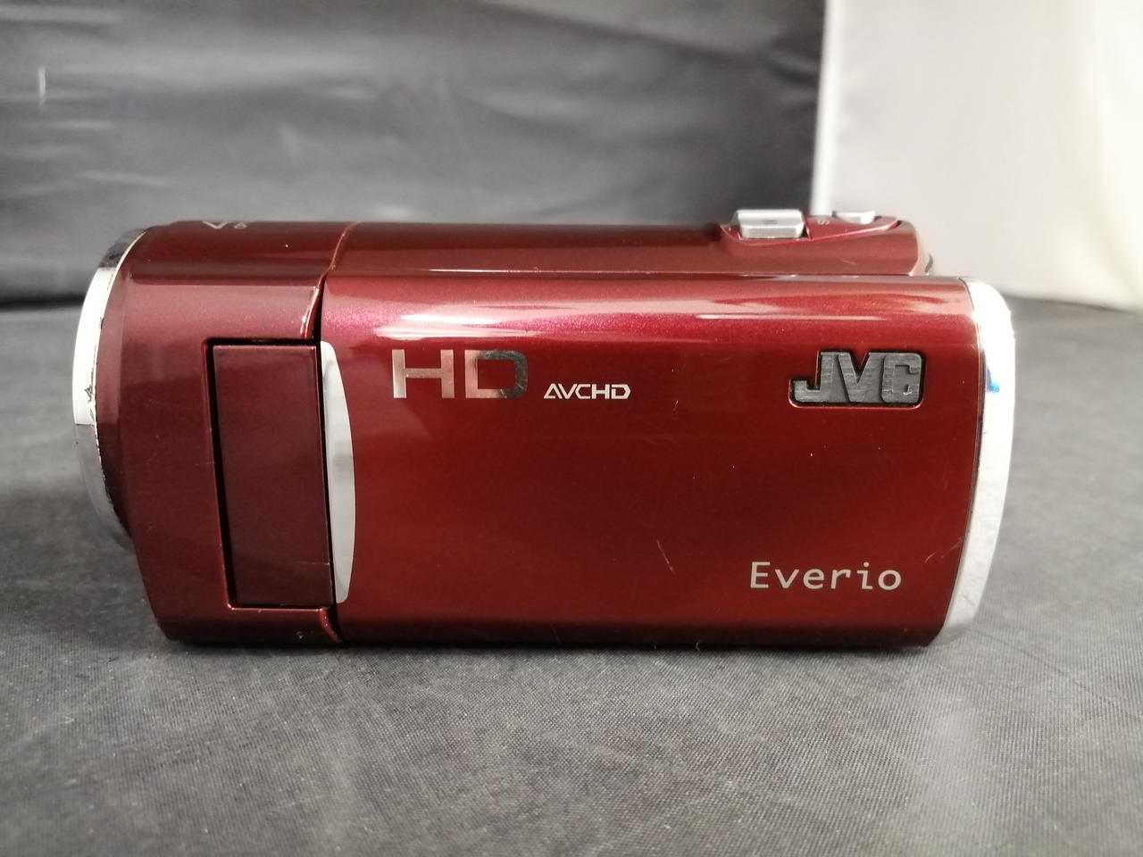 美品！JVC FULL HD ビデオカメラ 赤 Amazon | Victor ビクター JVC 光学40倍ズーム搭載ビデオカメラ