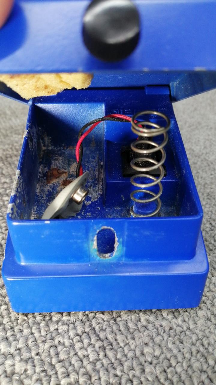 内部の状態悪いです