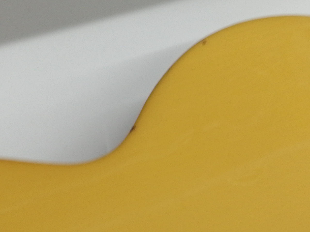 ボディにキズあり