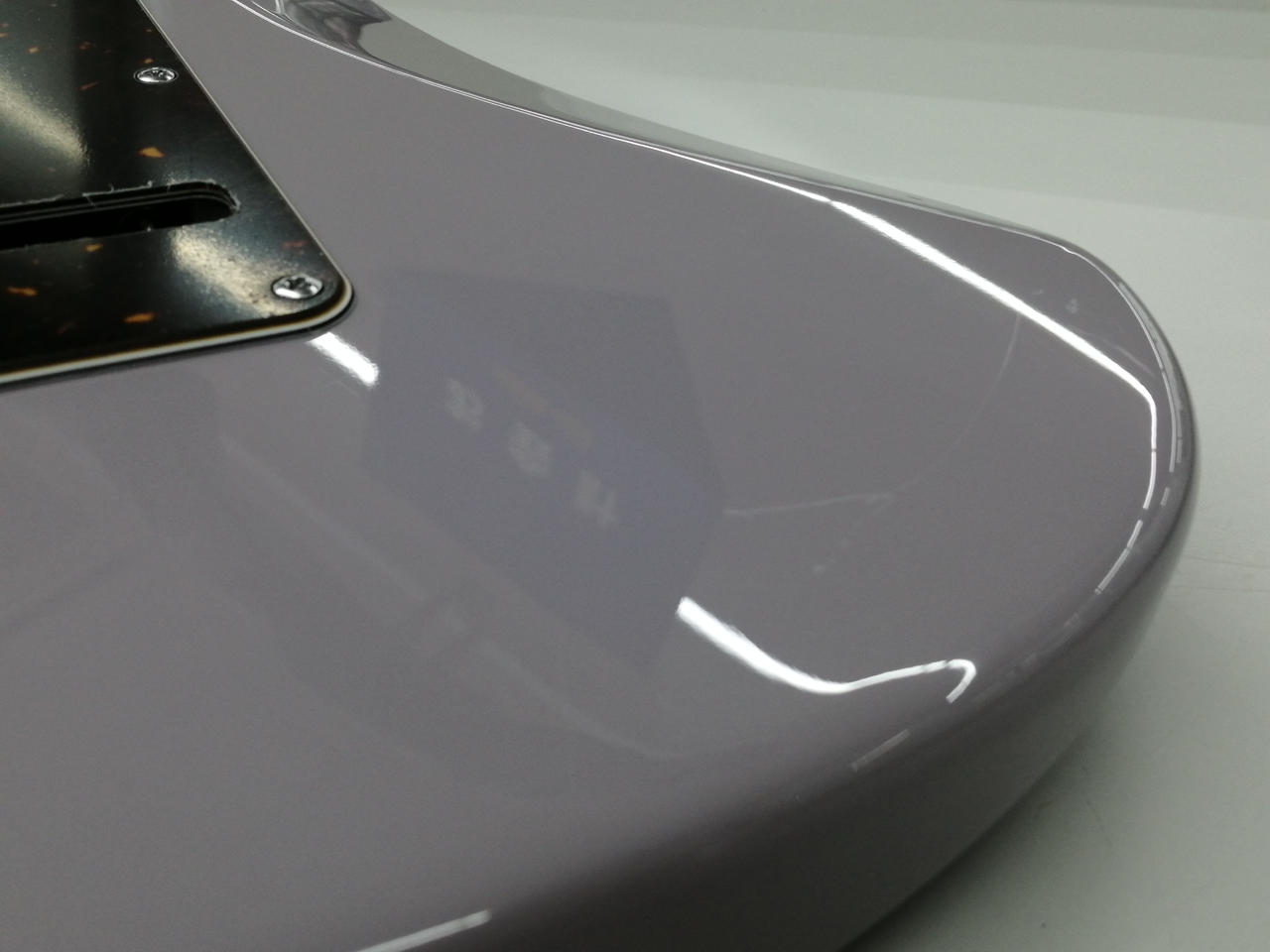 ボディ裏擦り傷あり