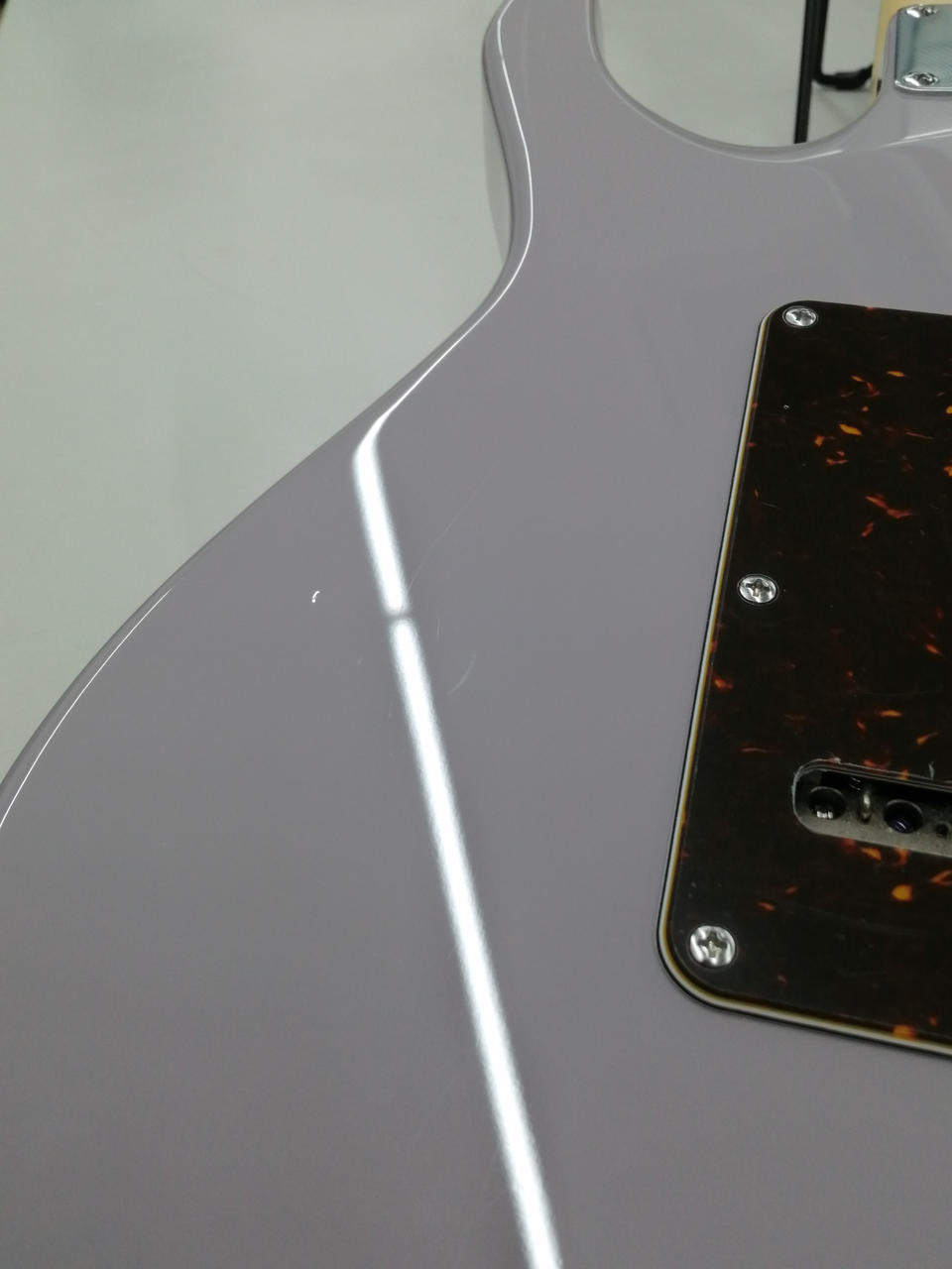 ボディ裏擦り傷あり