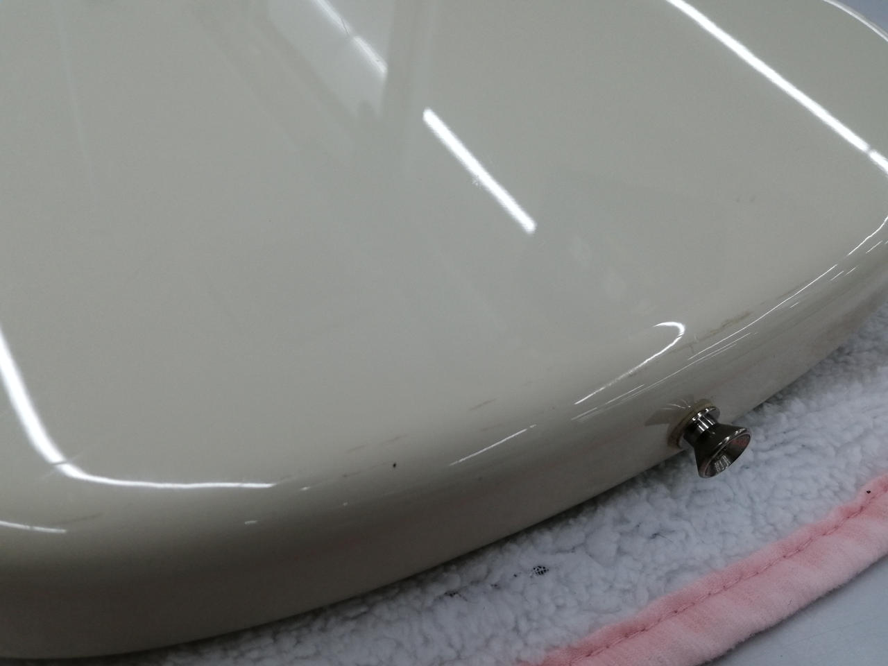 ボディ裏キズあり