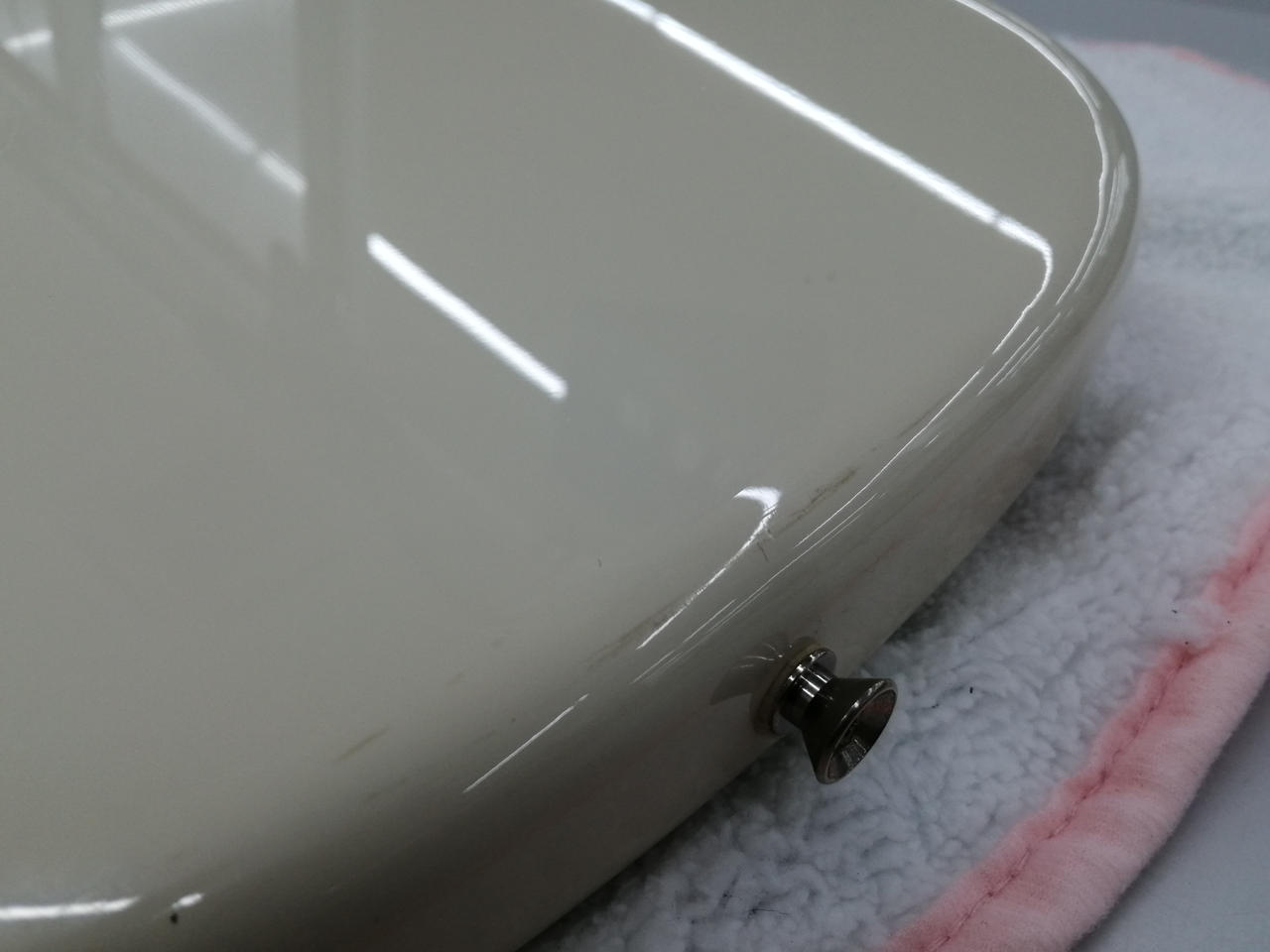 ボディ裏キズあり