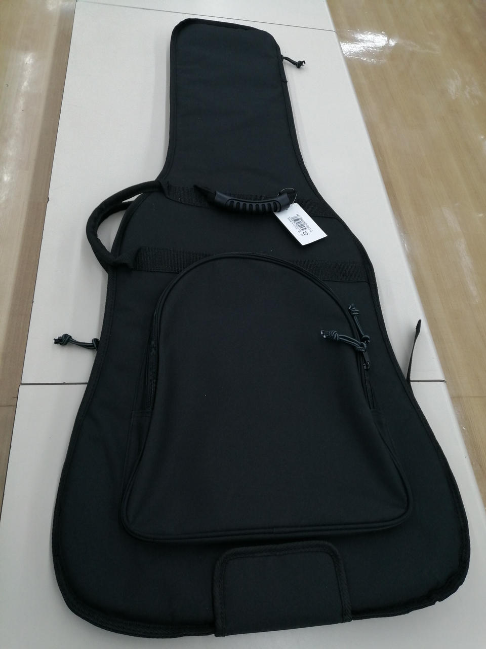 ソフトケース付属