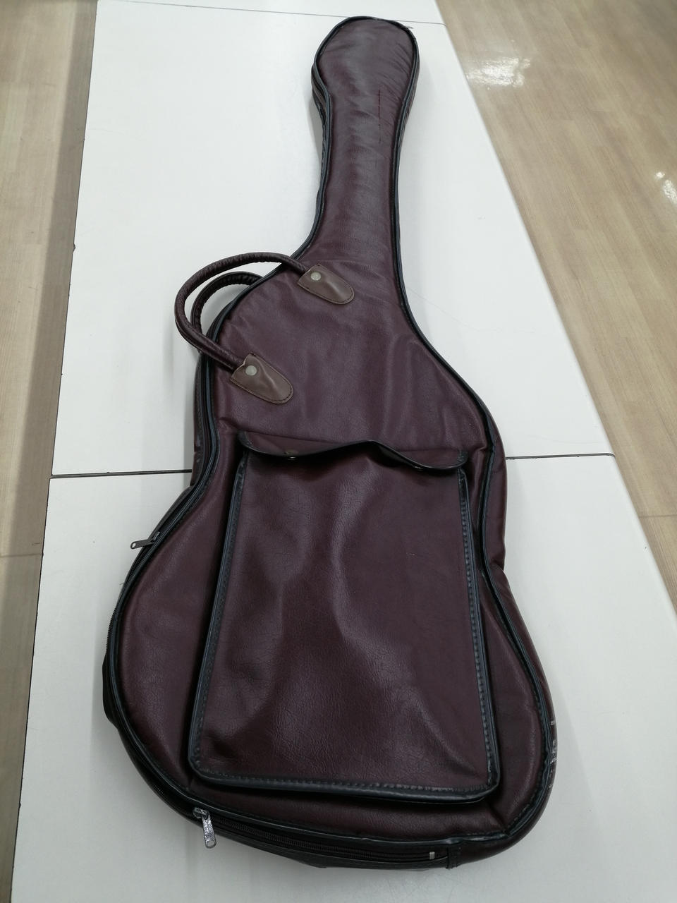 ソフトケース付属