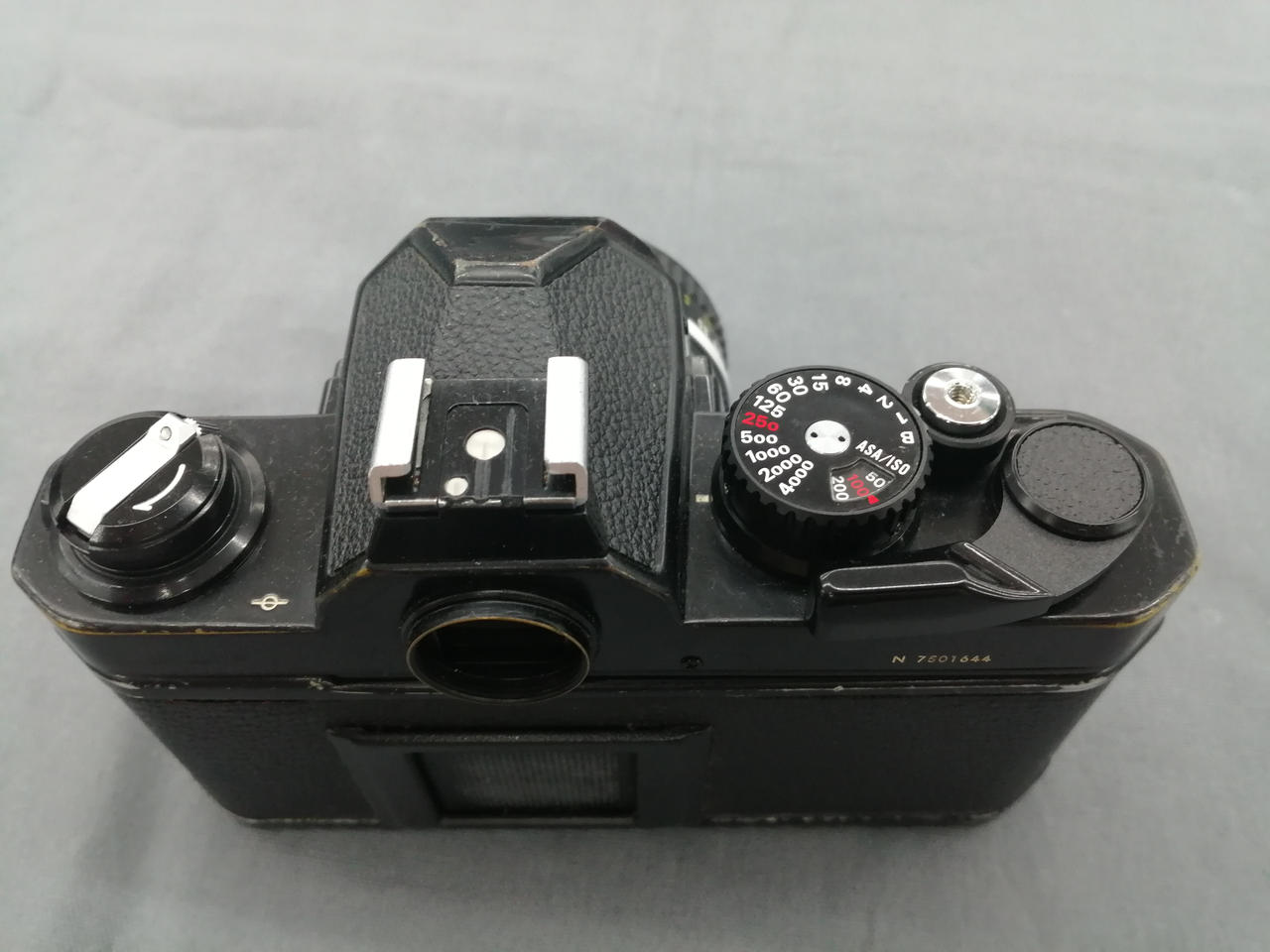 P*y様 Nikon FM フィルム一眼レフカメラ Zoom-Nikkor　ジャ ニコン(NIKON)|フイルム一眼レフカメラ|【ハードオフ公式通販】オフ
