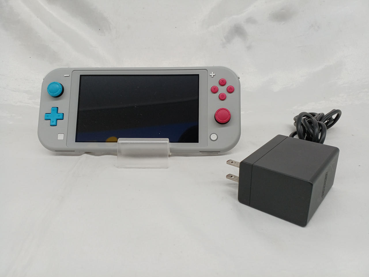 NINTENDO 型番：HDH-001 ソード/シールドEDITION SWITCH LITE