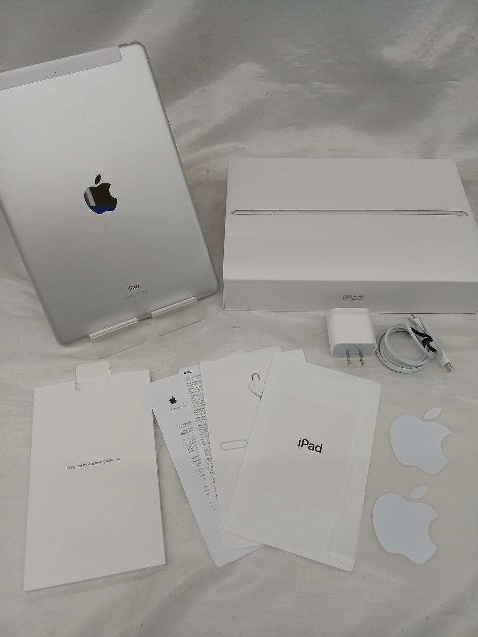 ジャンク扱い iPad 第7世代 32GB ホワイト キャリア ソフトバンク ジャンク扱い iPad 第7世代 32GB ホワイト キャリア ソフトバンク