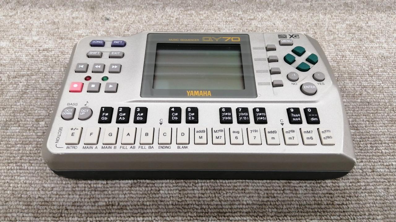 YAMAHA QY300 シーケンサー Amazon.co.jp: Yamaha QY300 Music