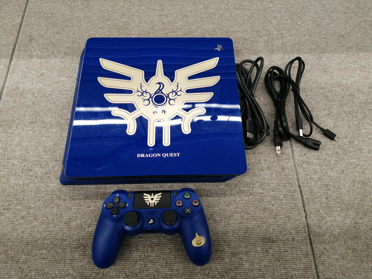 SONY 型番：CUHJ-10015 1TB プレイステーション4本体