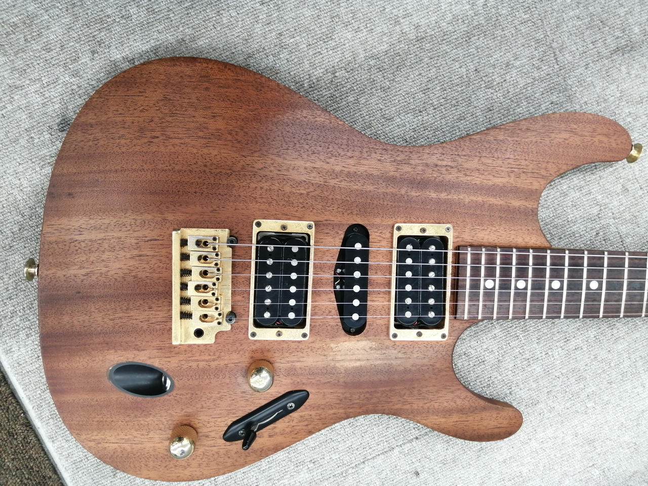 ☆【音出し確認済】Ibanez/アイバニーズ SV470 Made in Japan