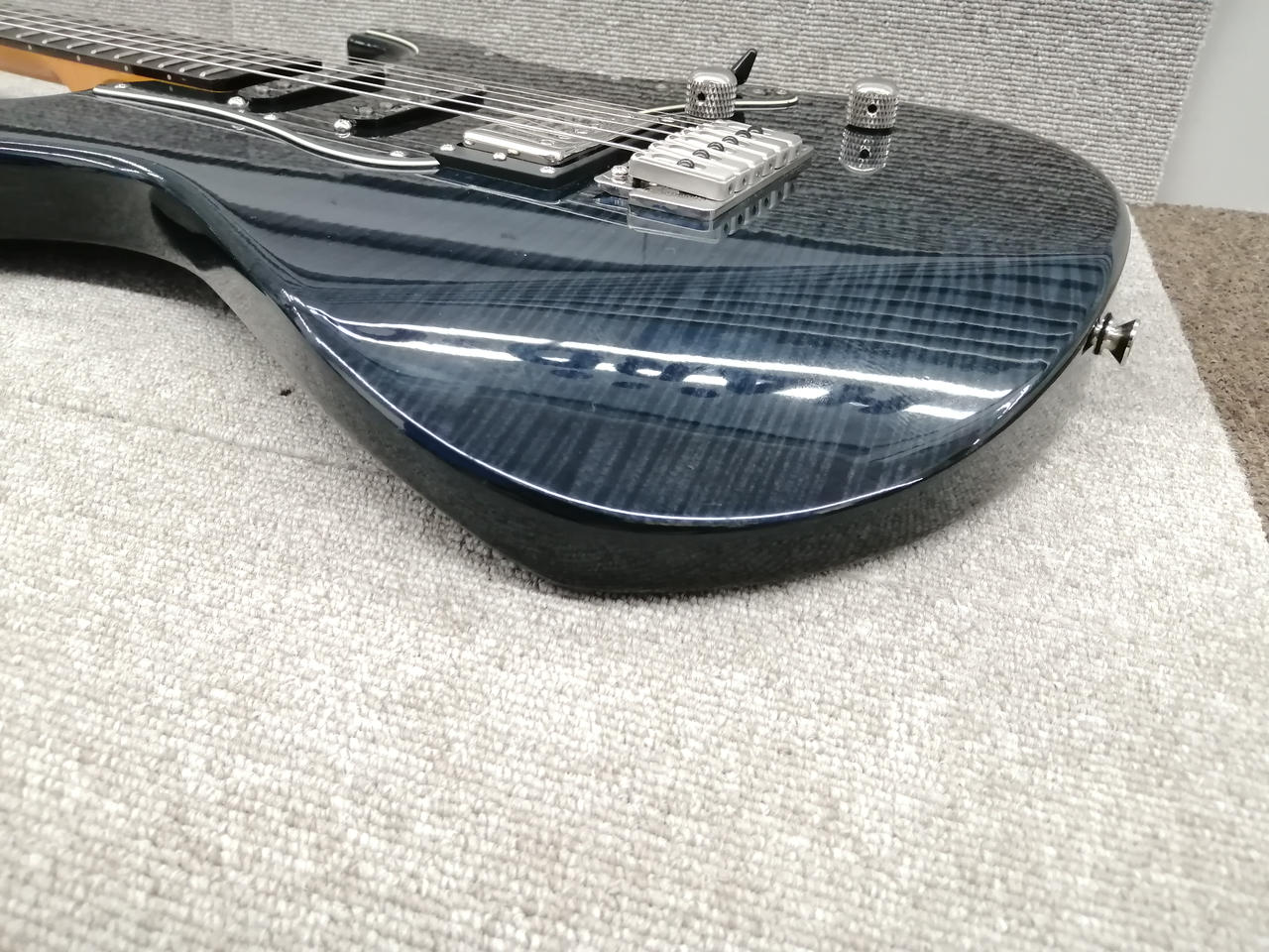 YAMAHA YGX121P 黒×青 ストラトキャスタータイプ YAMAHA YGX121P 黒×青 ストラトキャスタータイプ