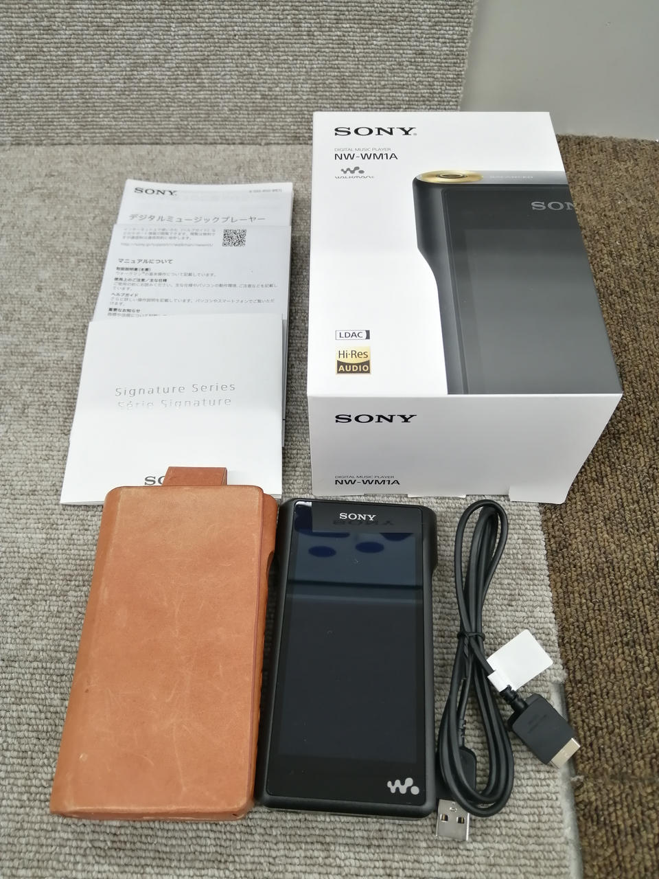 SONY ソニー NW-WM1A　 美品！ レビュー】SONY NW-WM1A 久しぶりに買いました”ウォークマン